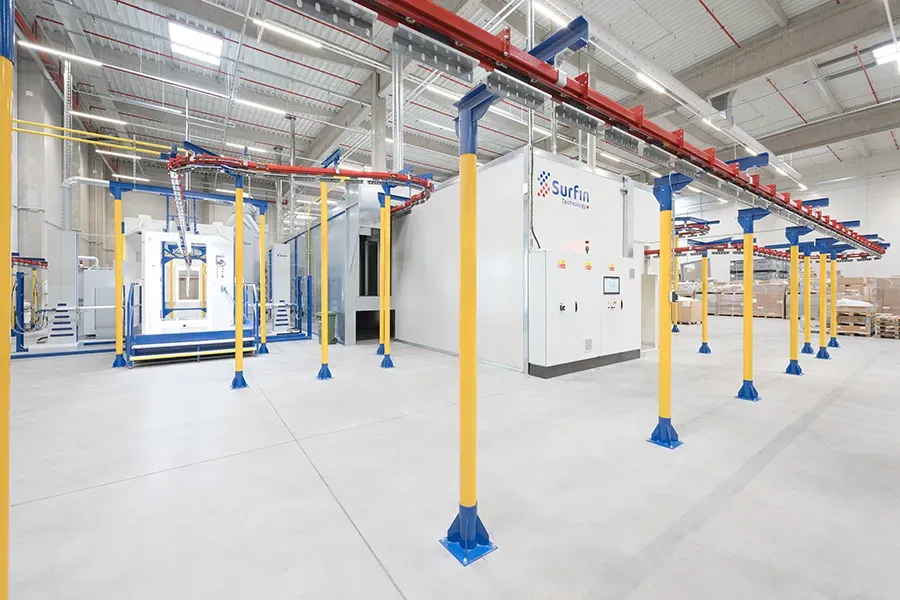 Lakovací kabina a panel řídicího systému ESCO