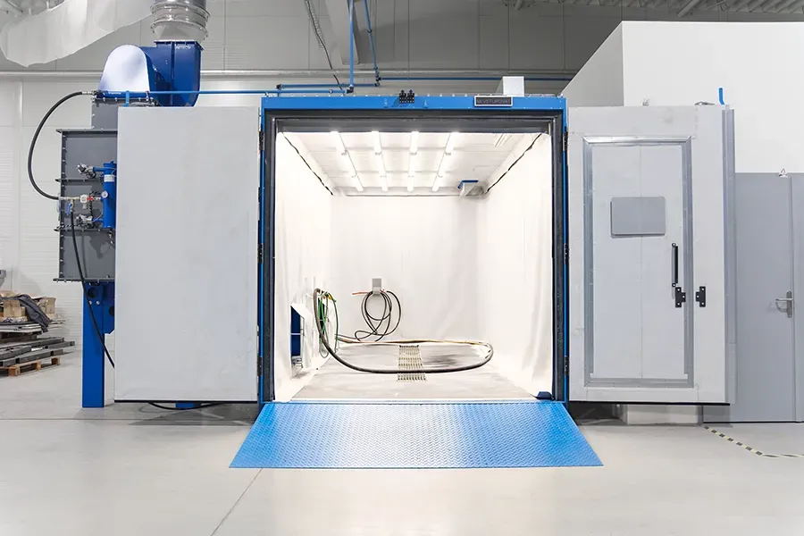 Compact blasting booth inside – inside view