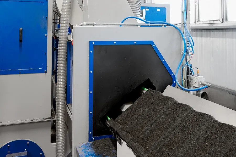 Roof tile exiting basalt granulate application