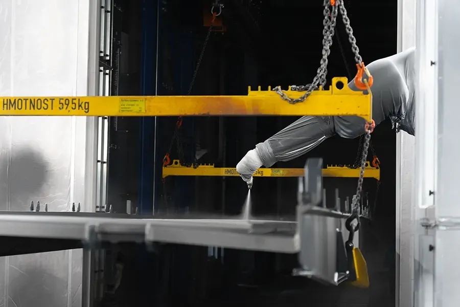 Wet paint robotic wagon coating