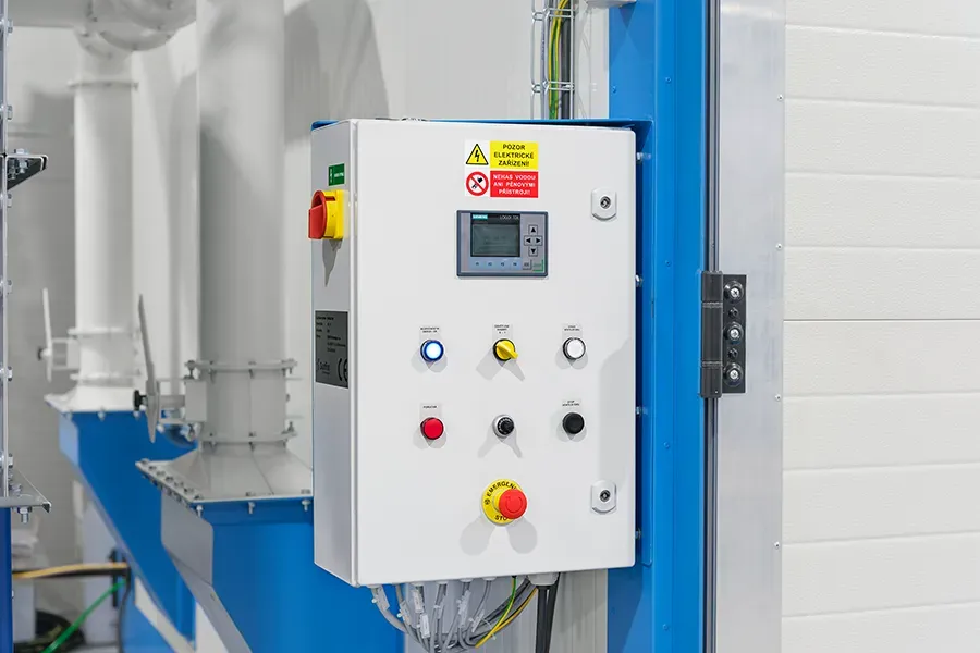 Compact blasting booth control panel