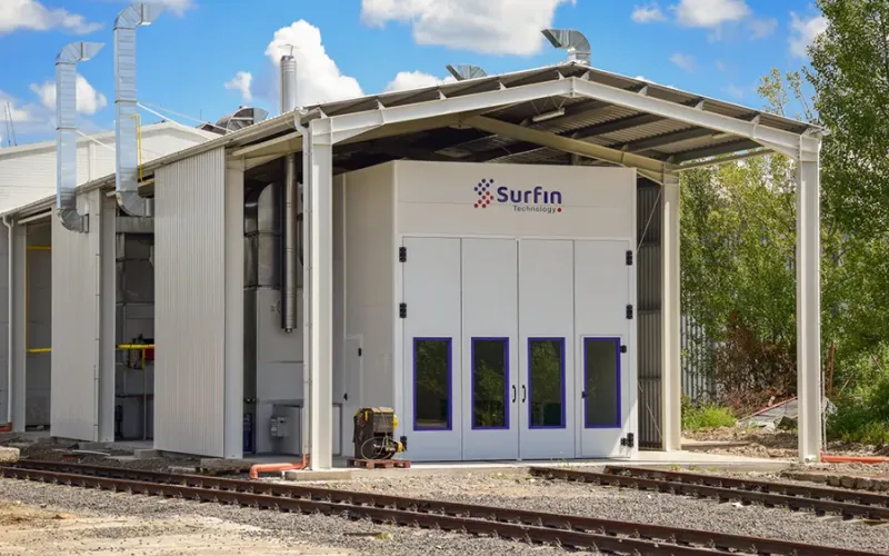 Drying booth for freight wagons