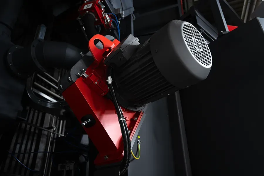 Blasting turbine close-up